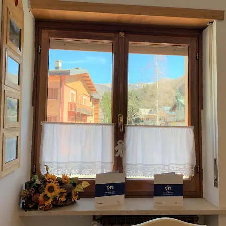 Casa Orchidea Bianca By Holiday World Apartman
